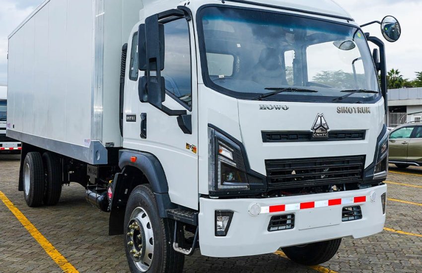 Howo H3 Rigid truck for sale in Kenya 1