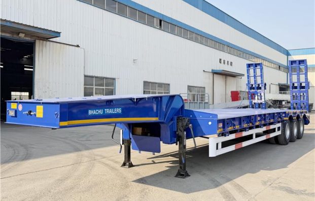 80 Ton Lowbed Semi Trailer for sale in Kenya - 3 axle Trailer
