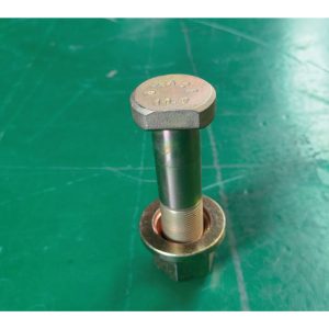 Howo Hubs Bolts & Nuts for sale in Kenya | Sinotruk Spare Parts