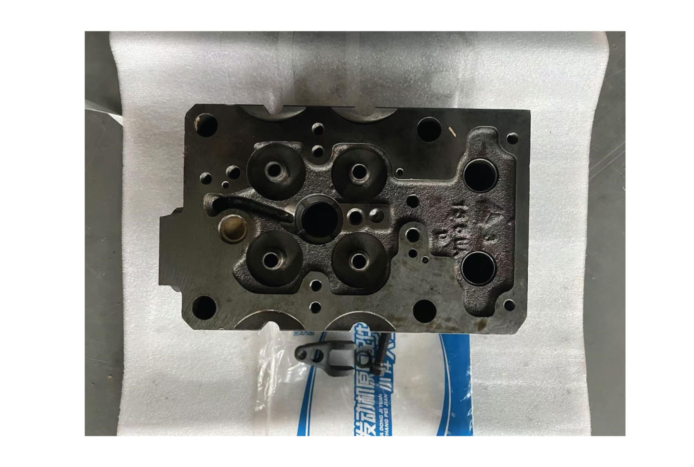 Sinotruck Howo Diesel Engine Cylinder Head for sale